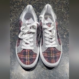 Amazing brand new Betsey Johnson bling shoes